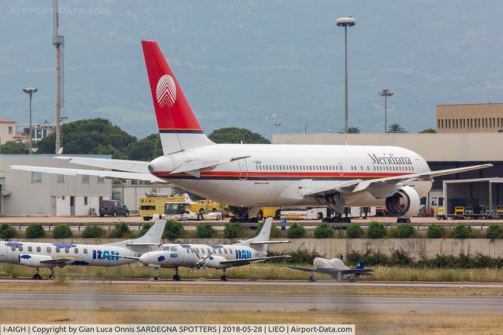 I-AIGH, 1988 Boeing 767-23B/ER C/N 23973, IN PARKING