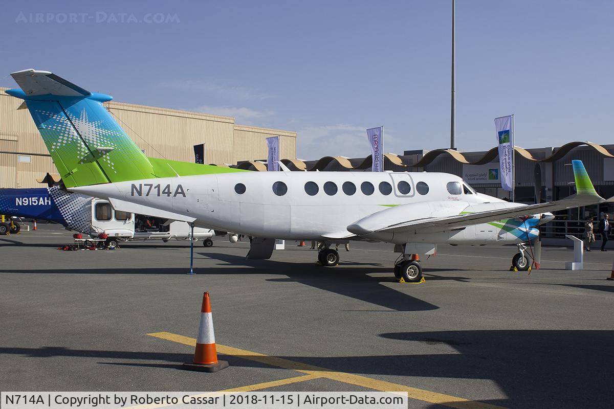 N714A, Hawker Beechcraft Corp B300C King Air C/N FM-40, BIAS 2018 - SAKHIR AIRBASE OBKH
