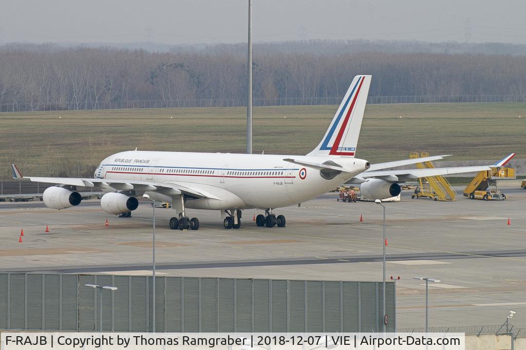 F-RAJB, 1995 Airbus A340-212 C/N 081, France - Air Force Airbus A340-200