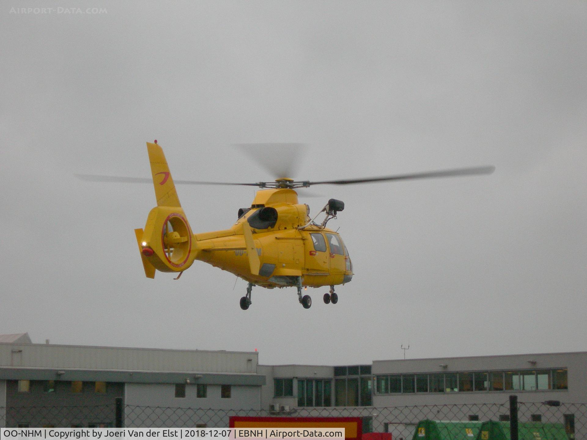 OO-NHM, 2006 Eurocopter AS-365N-3 Dauphin 2 C/N 6740, After take-off