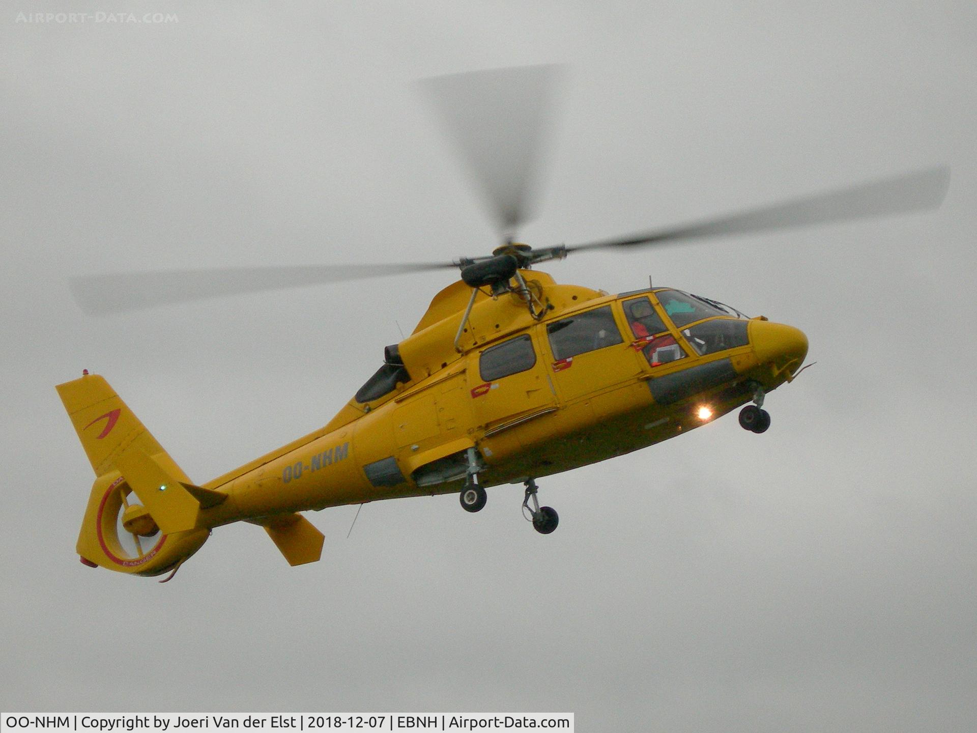 OO-NHM, 2006 Eurocopter AS-365N-3 Dauphin 2 C/N 6740, After take-off
