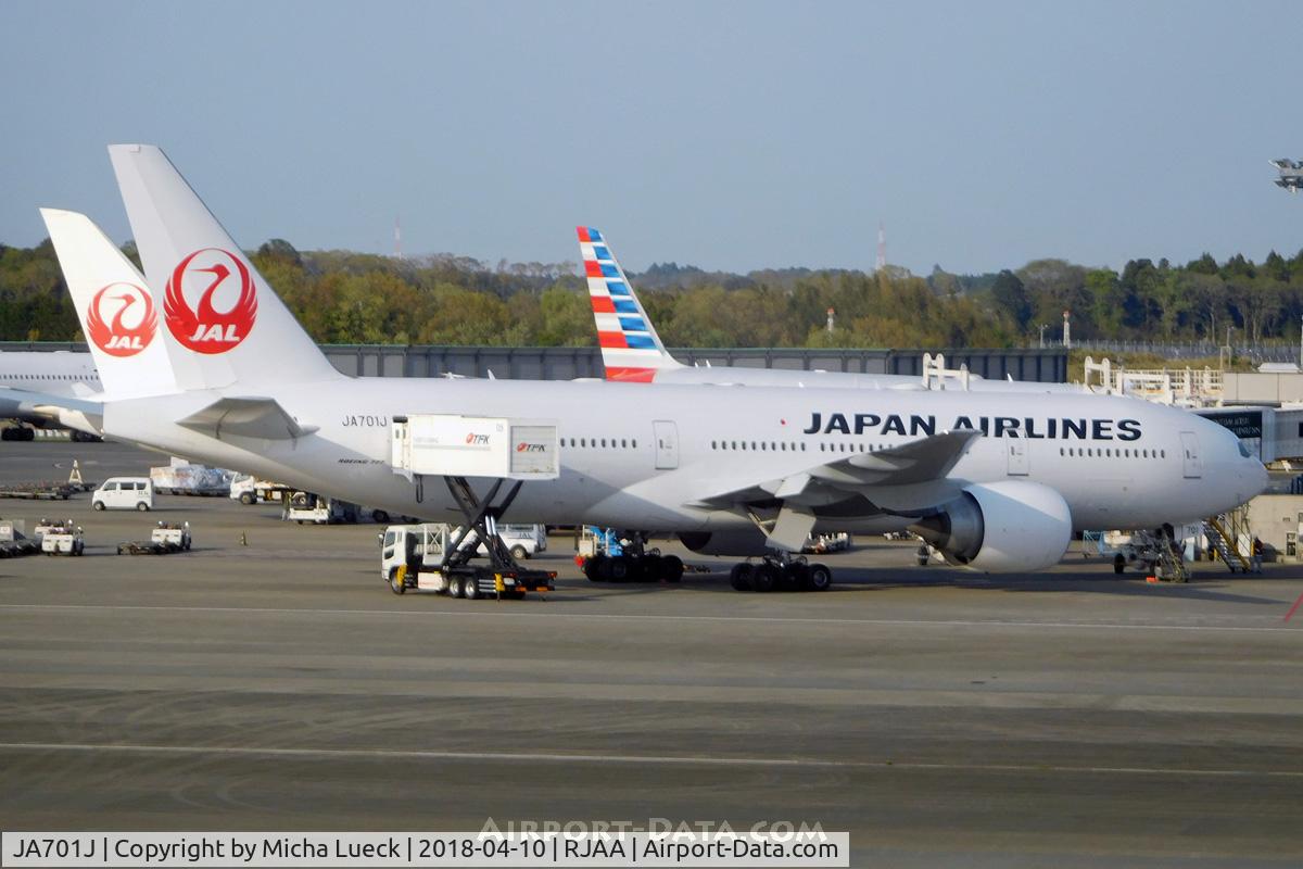 JA701J, 2002 Boeing 777-246/ER C/N 32889, At Narita