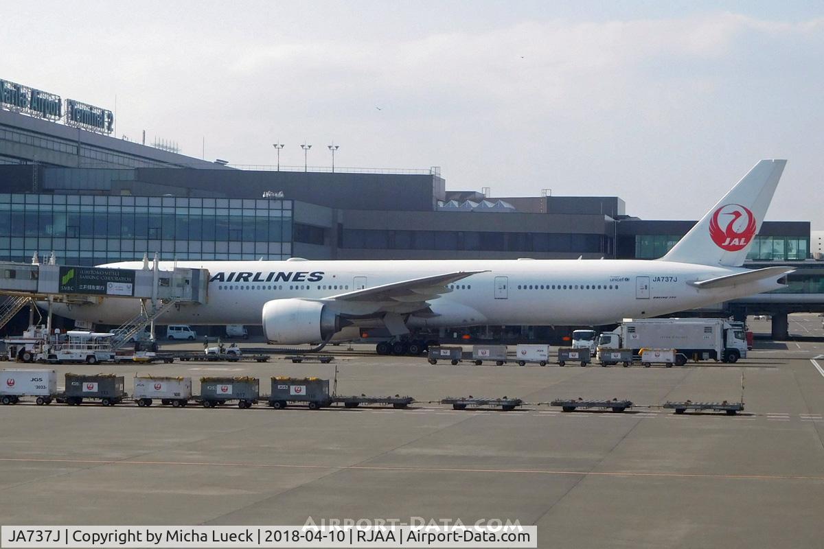 JA737J, 2007 Boeing 777-346/ER C/N 36126, At Narita