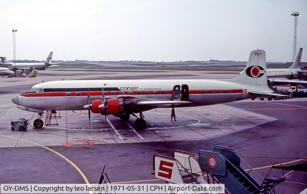 OY-DMS, 1954 Douglas DC-7 C/N 44139, Copenhagen 31.5.1971