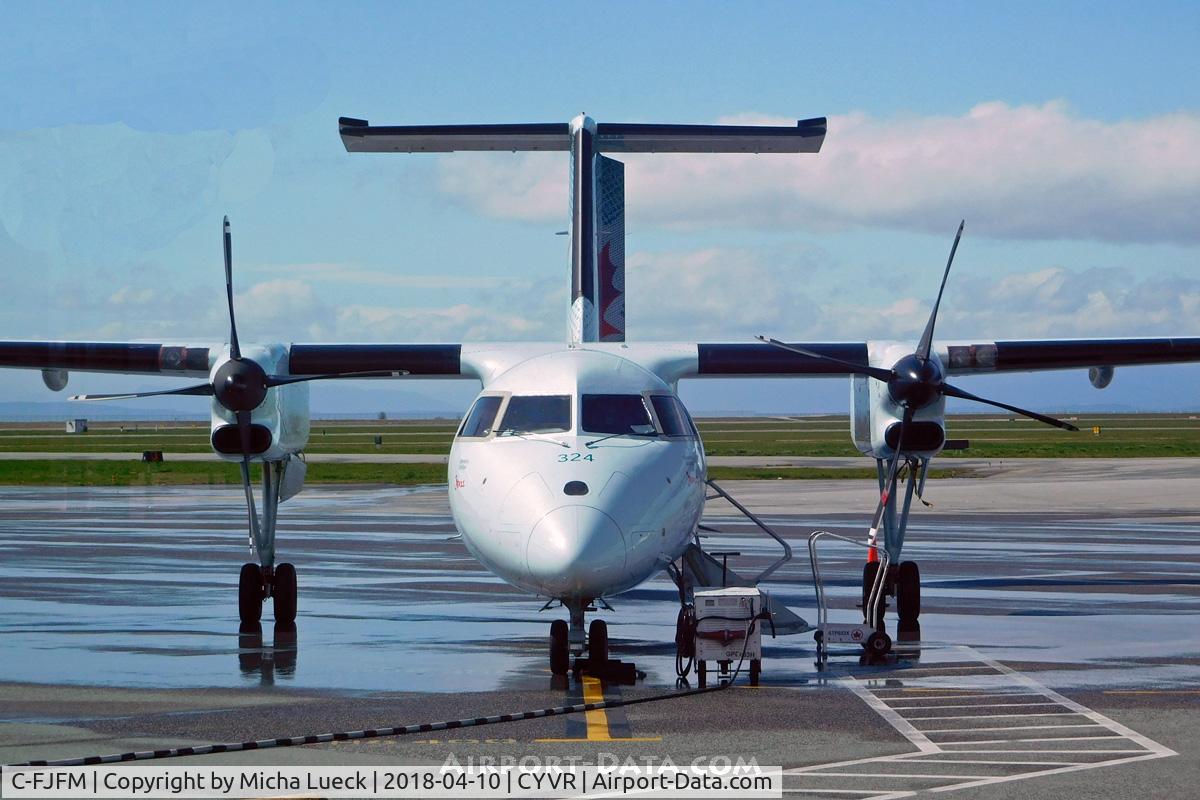 C-FJFM, 1990 De Havilland Canada DHC-8-311 Dash 8 C/N 240, At Vancouver