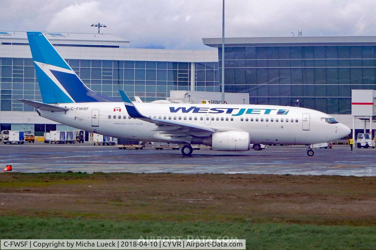 C-FWSF, 2003 Boeing 737-7CT C/N 32758, At Vancouver