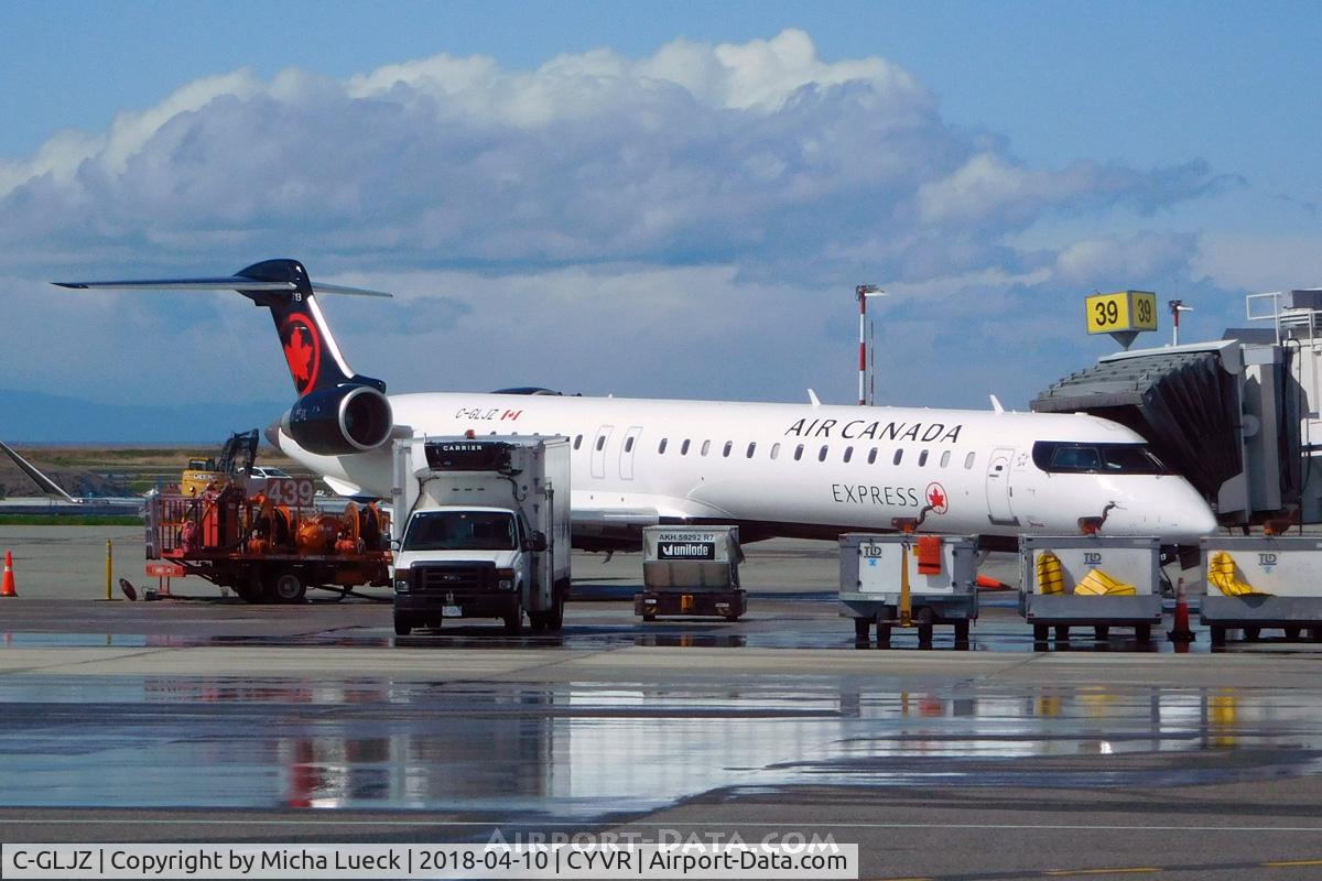 C-GLJZ, 2005 Canadair CRJ-705ER (CL-600-2D15) Regional Jet C/N 15051, At Vancouver