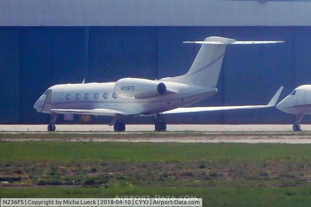 N236FS, 2011 Gulfstream Aerospace GIV-X (G450) C/N 4236, At Victoria