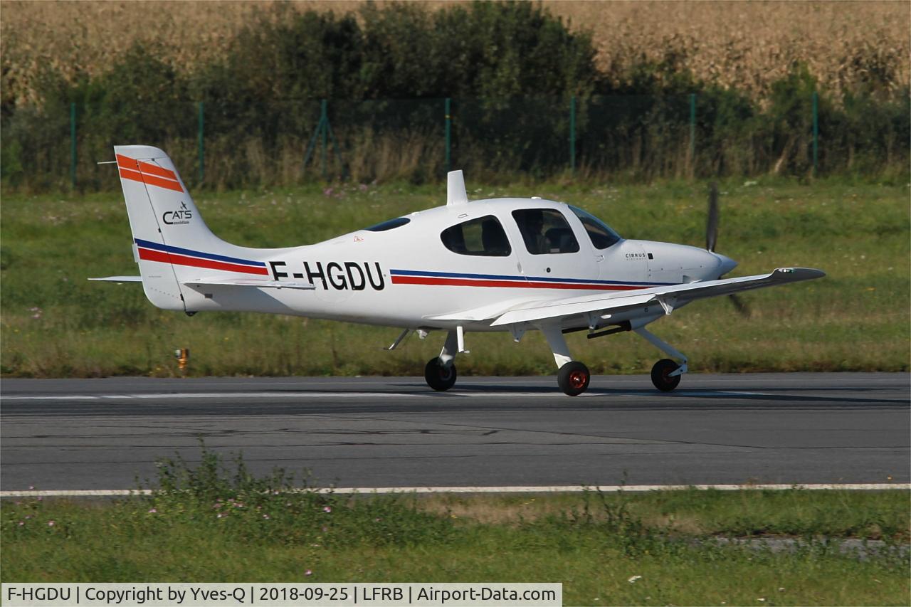 F-HGDU, Cirrus SR20 C/N 2152, Cirrus SR20, Landing rwy 07R, Brest-Bretagne Airport (LFRB-BES)