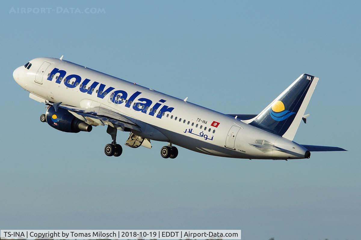 TS-INA, 1999 Airbus A320-214 C/N 1121, 