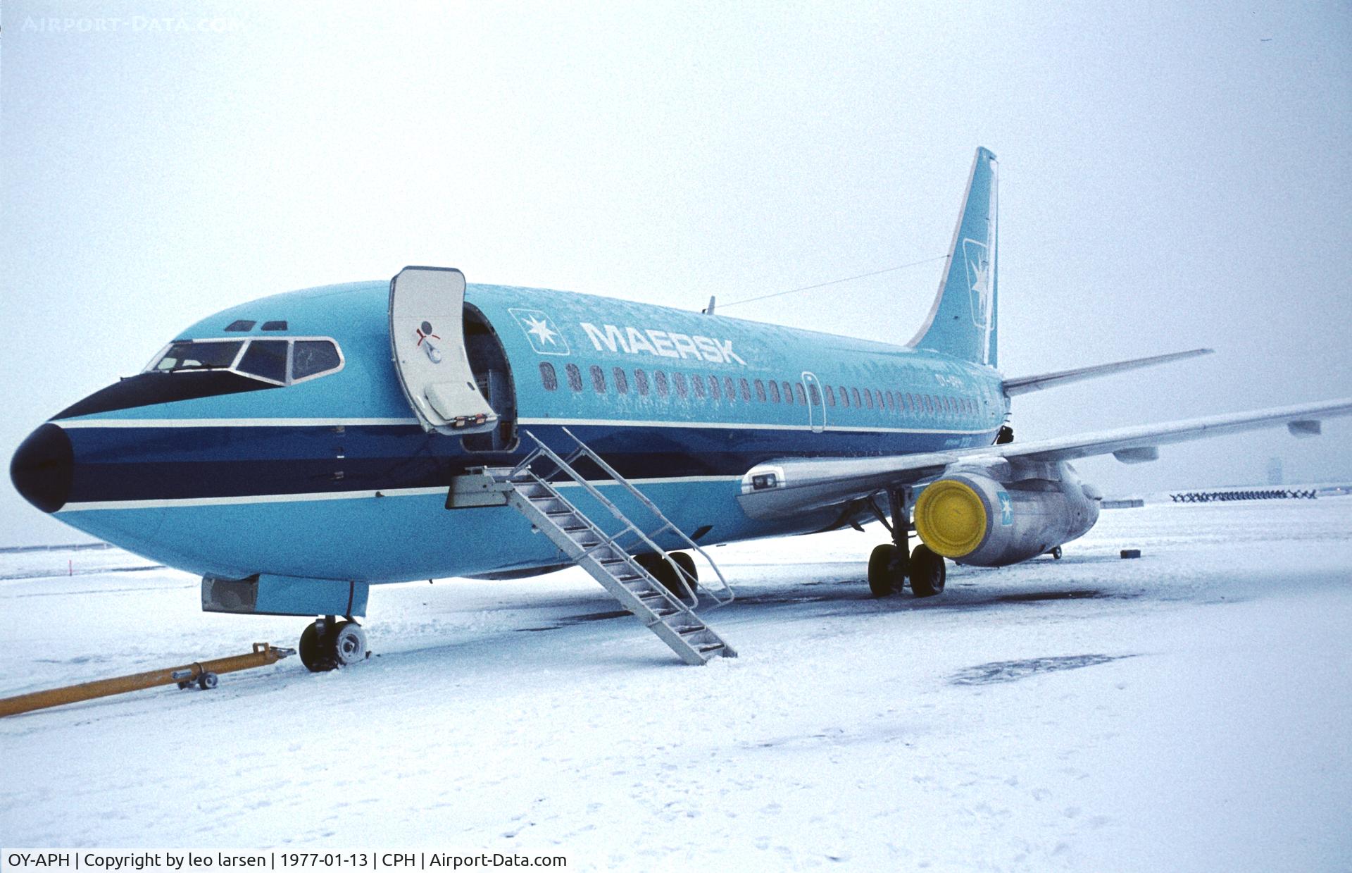 OY-APH, 1976 Boeing 737-2L9 C/N 21279, Copenhagen 13.1.1977