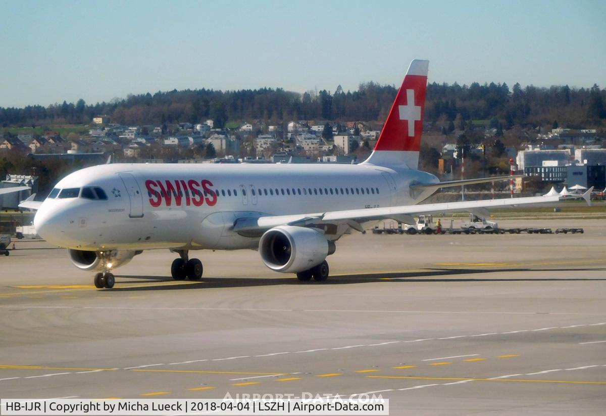 HB-IJR, 1997 Airbus A320-214 C/N 0703, At Zurich