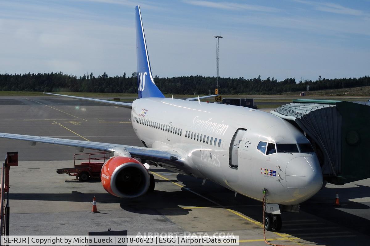 SE-RJR, 2004 Boeing 737-76N C/N 33420, At Gothenburg