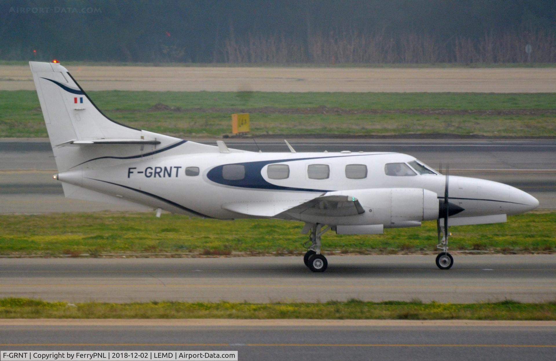 F-GRNT, 1979 Swearingen SA-226T(B) Merlin IIIB C/N T-312, Airlec SA226T taxying past