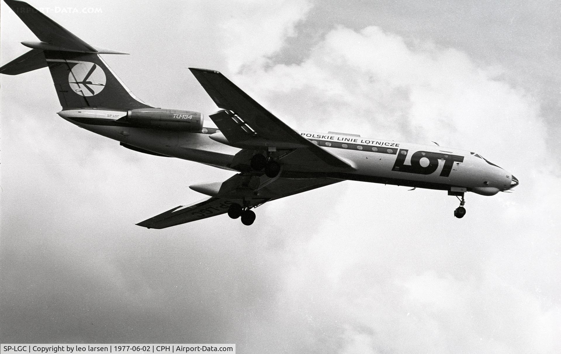 SP-LGC, 1969 Tupolev Tu-134 C/N 9350804, Copenhagen 2.6.1977