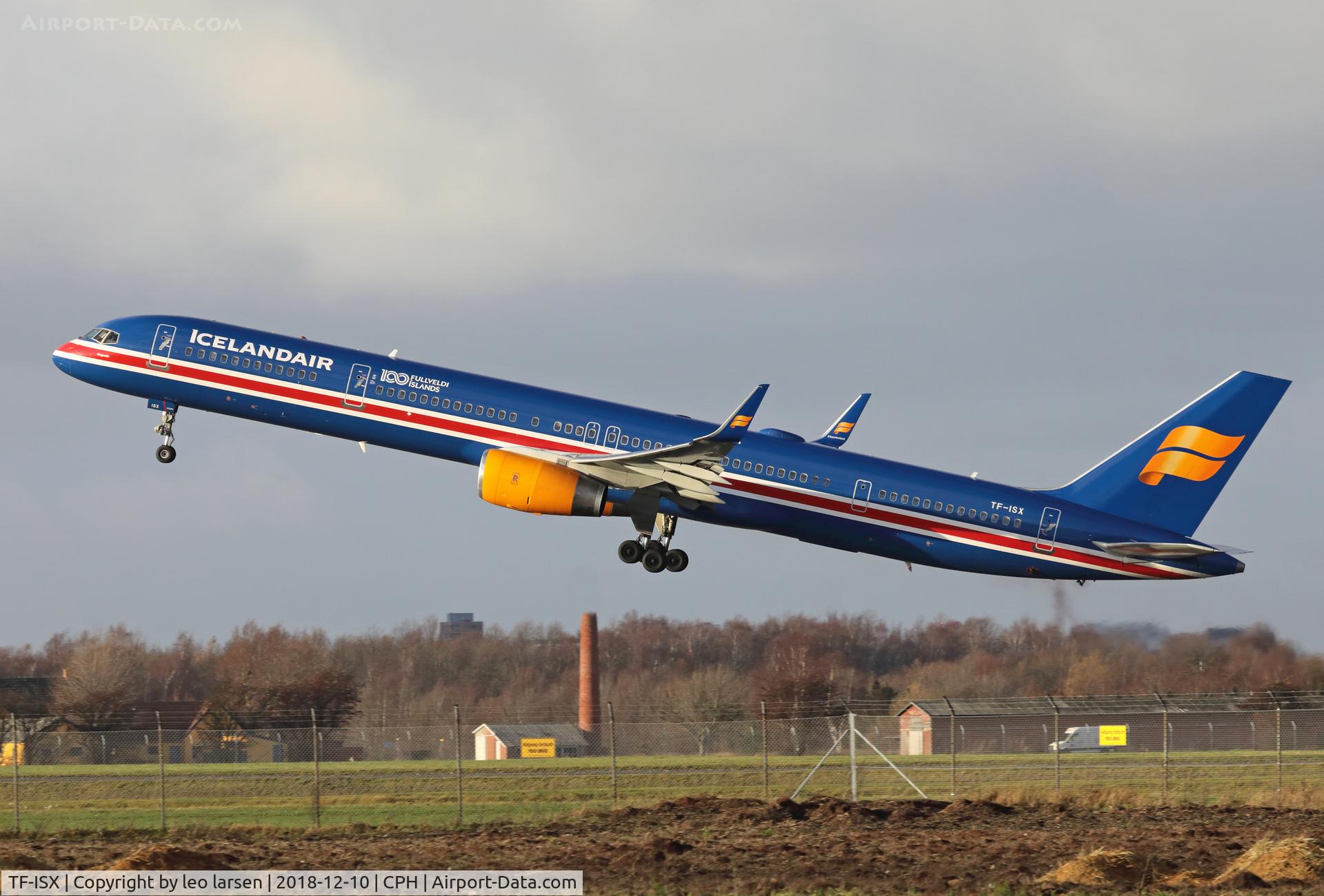 TF-ISX, 2000 Boeing 757-3E7 C/N 30179, Copenhagen 10.12.2018