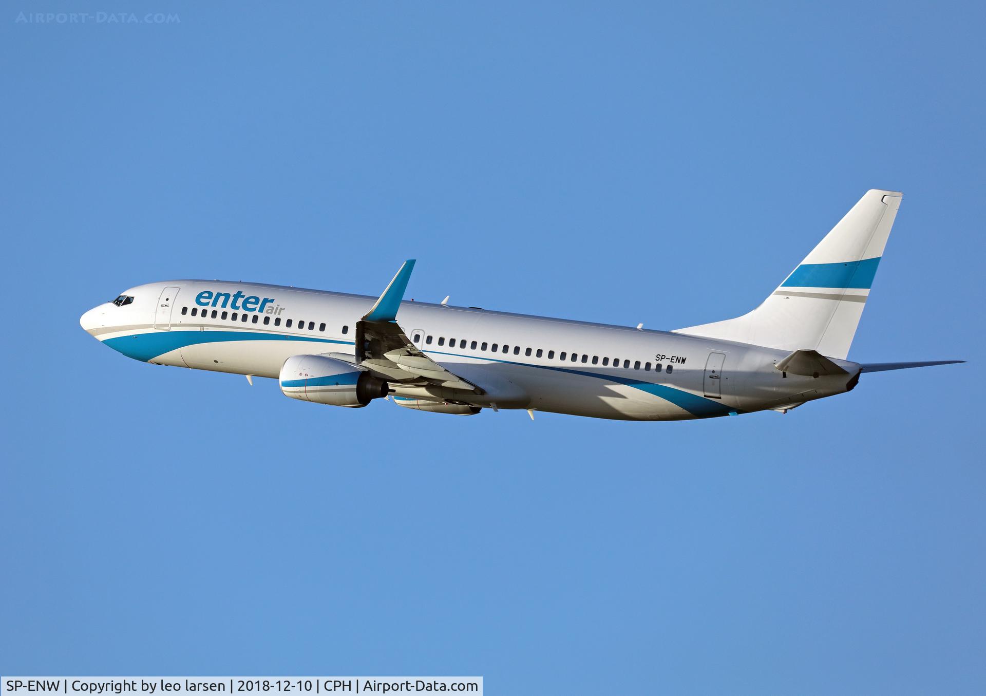 SP-ENW, 1999 Boeing 737-86J C/N 28073, Copenhagen 10.12.2018