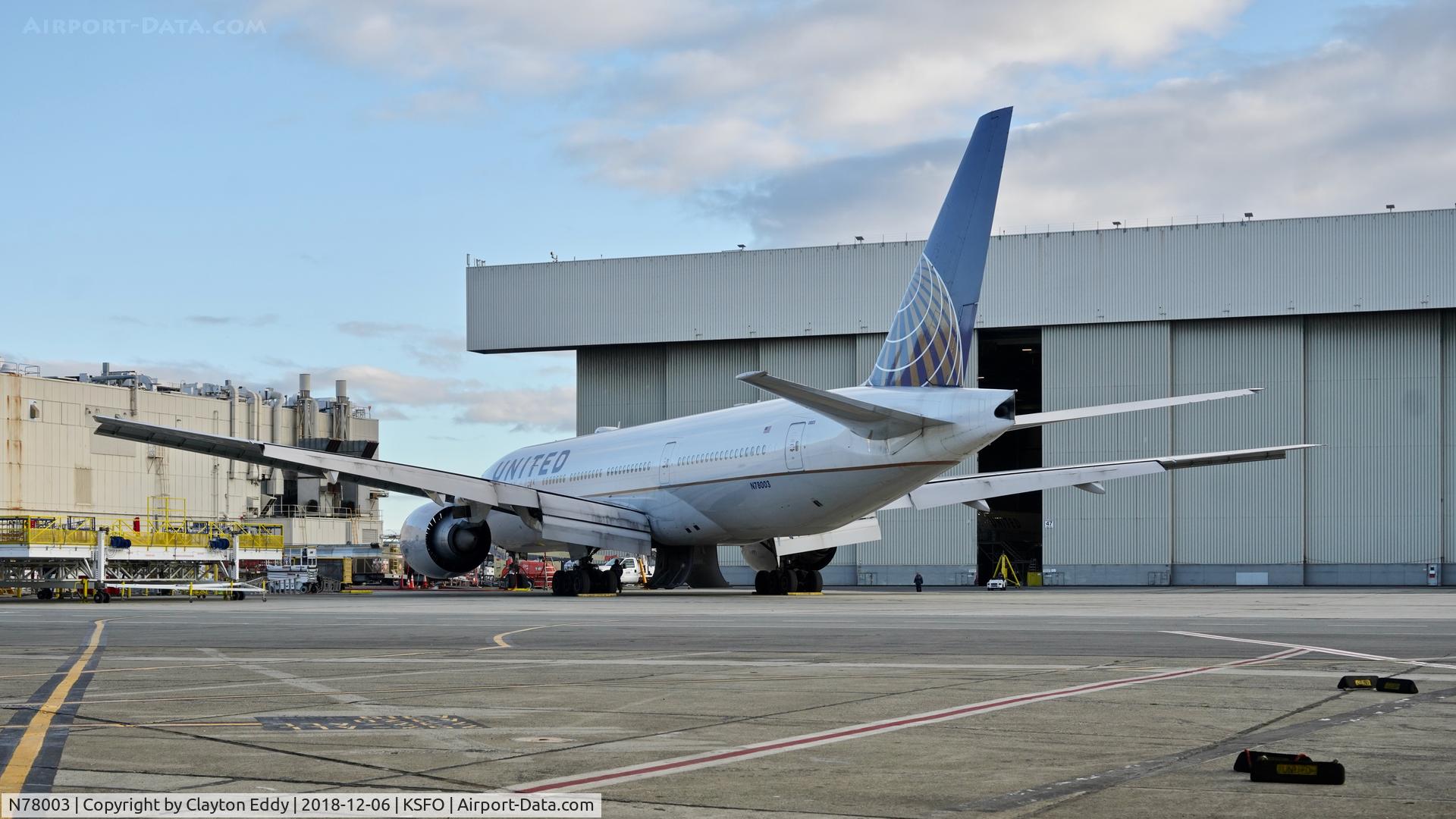 N78003, 1998 Boeing 777-224 C/N 27579, SFO 2018.