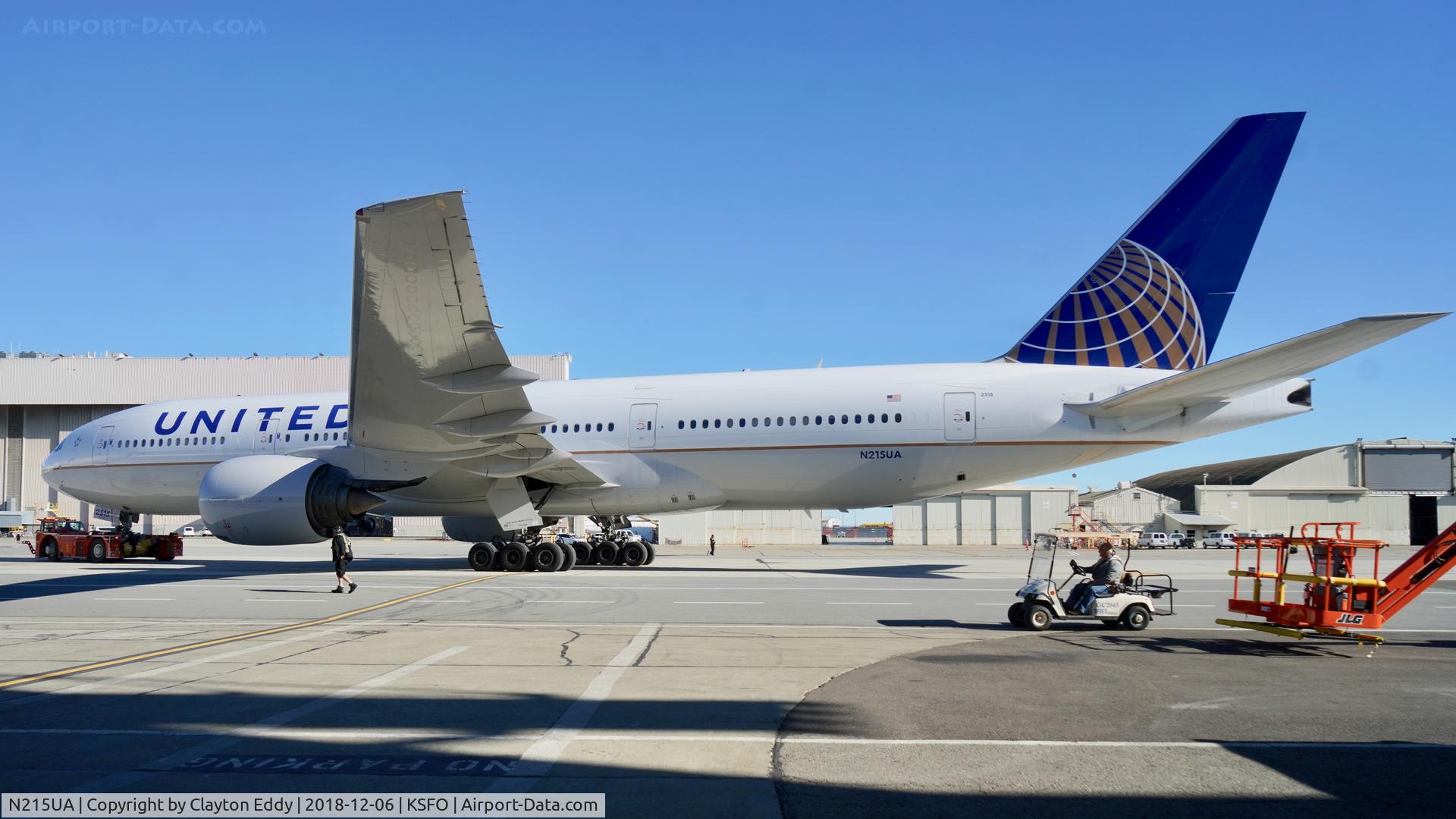 N215UA, 2000 Boeing 777-222 C/N 30221, SFO 2018.