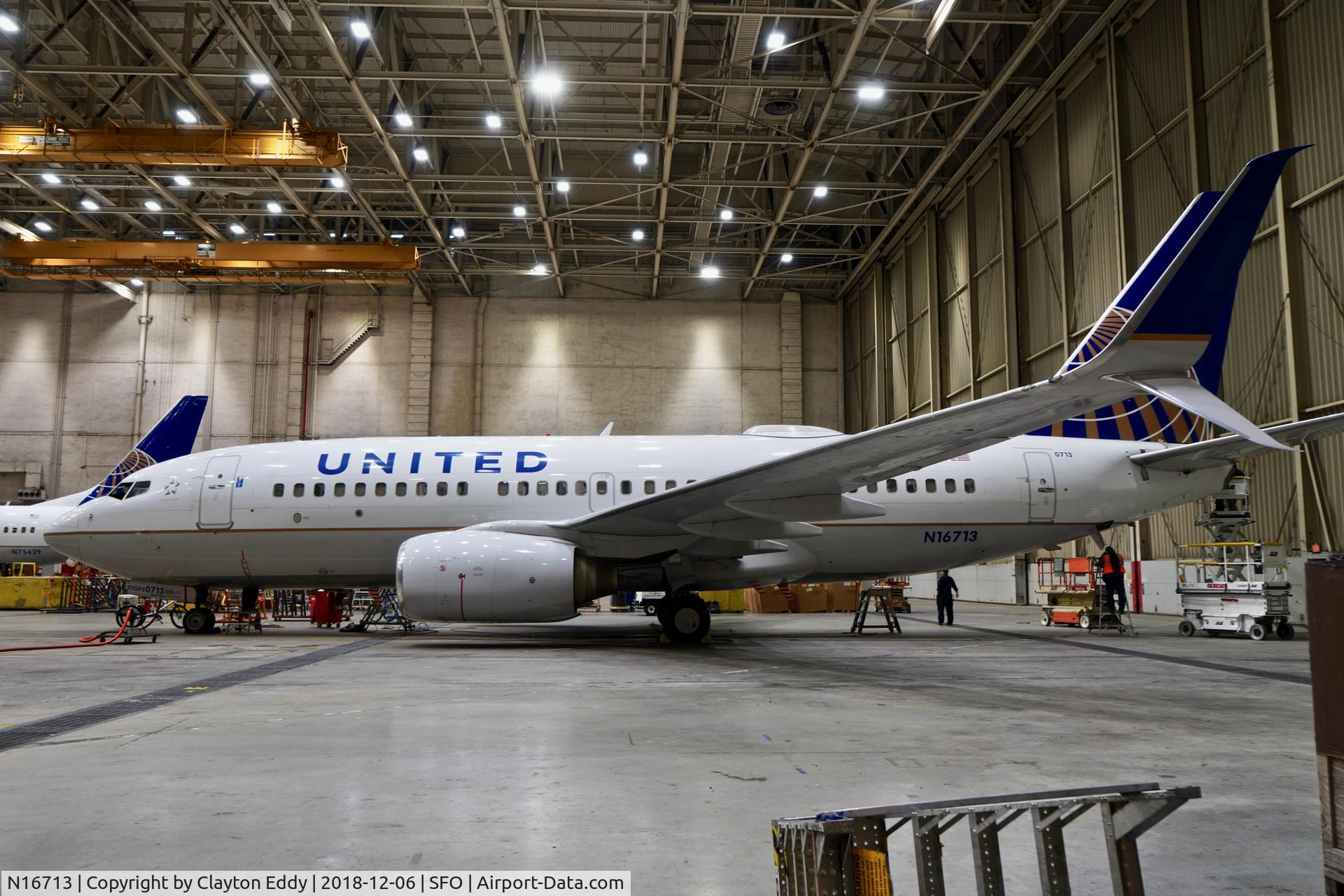 N16713, 1998 Boeing 737-724 C/N 28784, Guam Special SFO 2018.
