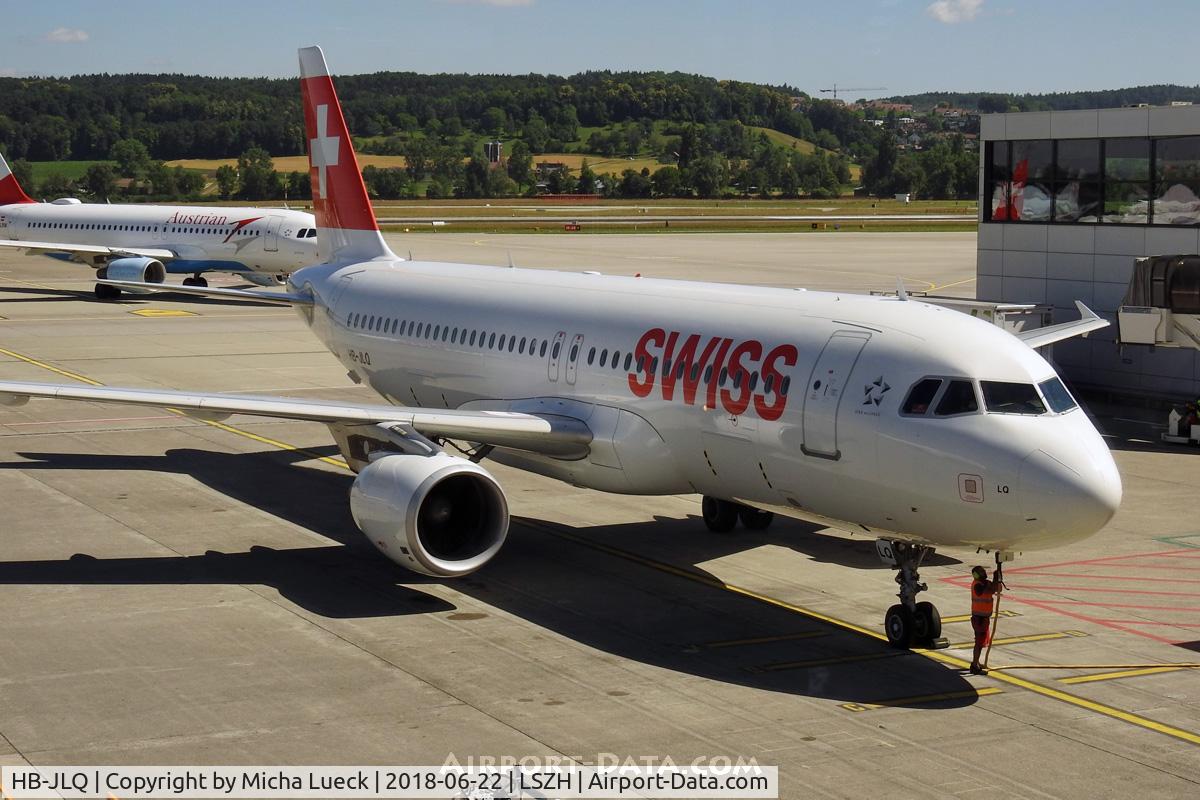 HB-JLQ, 2011 Airbus A320-214 C/N 4673, At Zurich