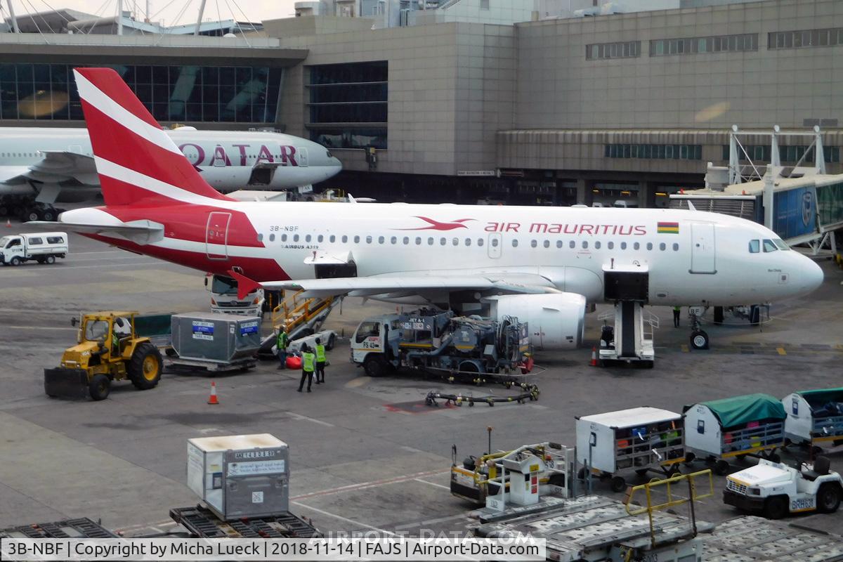 3B-NBF, 2001 Airbus A319-112 C/N 1592, At O.R. Tambo