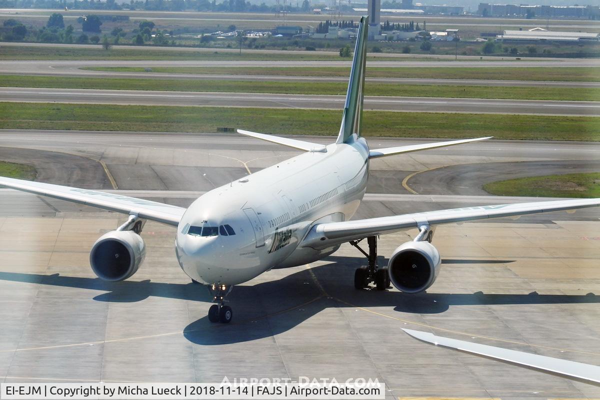 EI-EJM, 2012 Airbus A330-202 C/N 1308, At O.R. Tambo