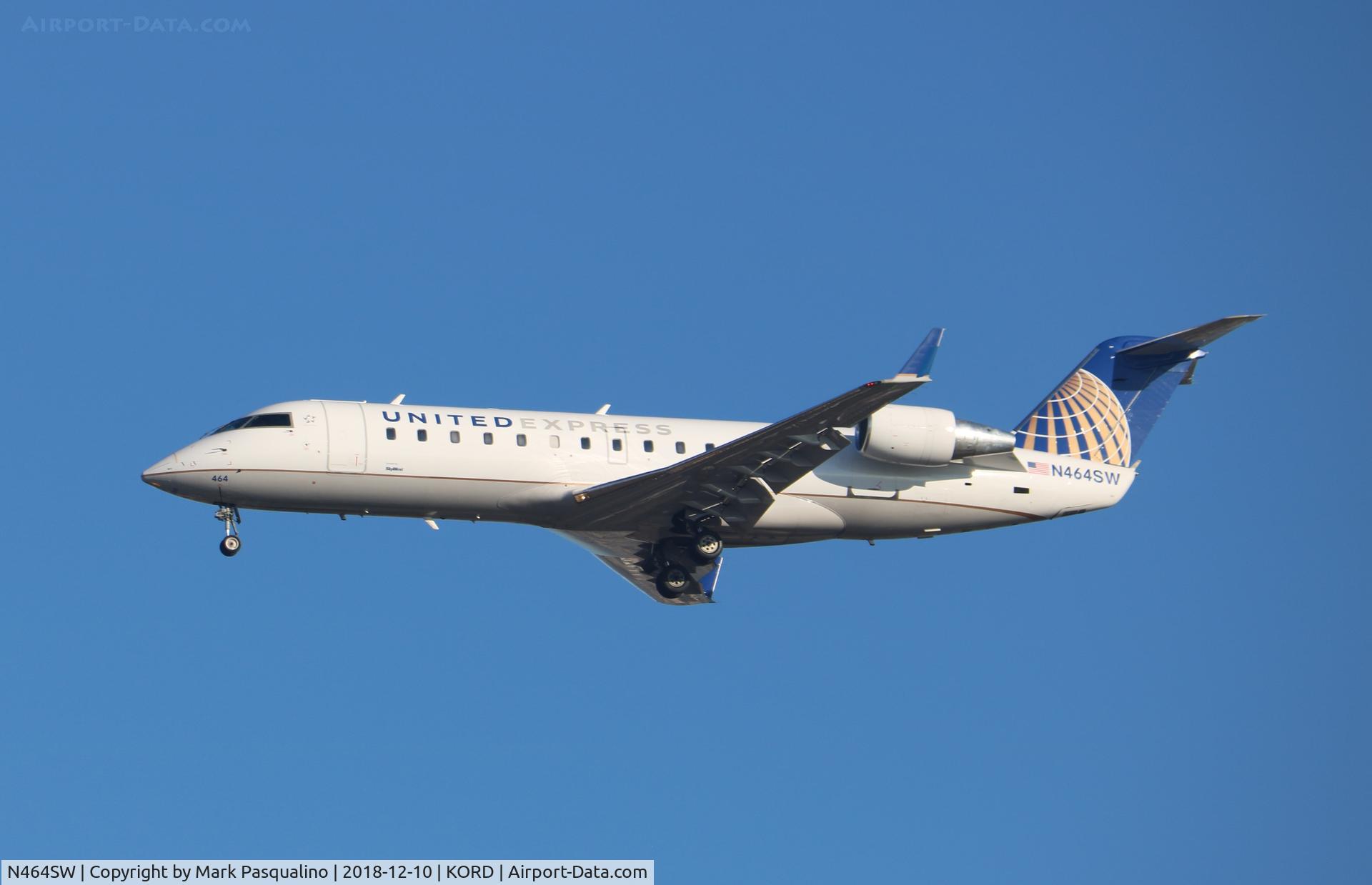 N464SW, 2003 Bombardier CRJ-200LR (CL-600-2B19) C/N 7827, CL-600-2B19
