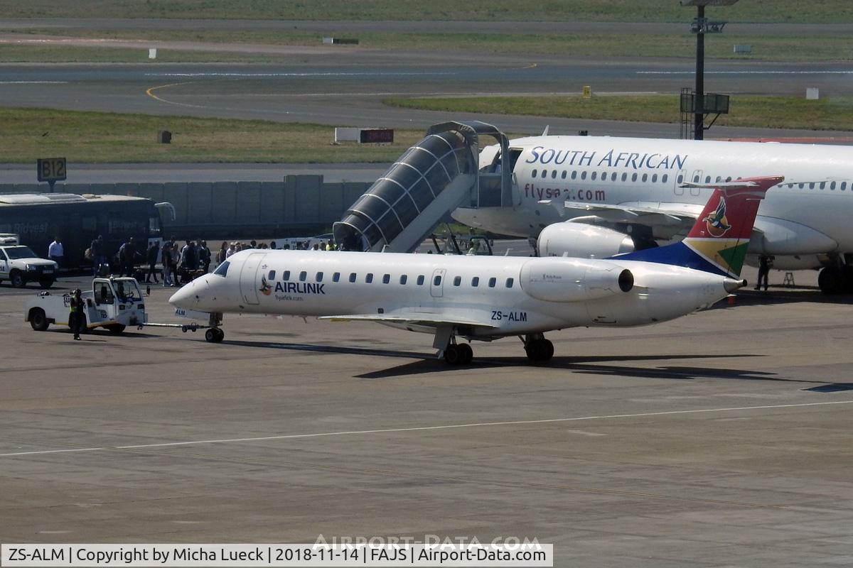 ZS-ALM, 2001 Embraer 140LR C/N 543, At O.R. Tambo