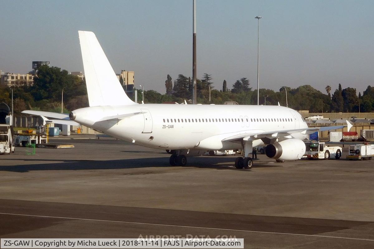 ZS-GAW, 1989 Airbus A320-231 C/N 054, At O.R. Tambo