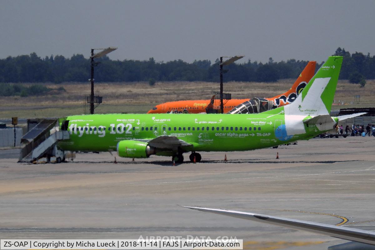 ZS-OAP, 1989 Boeing 737-4S3 C/N 24167/1736, At O.R. Tambo