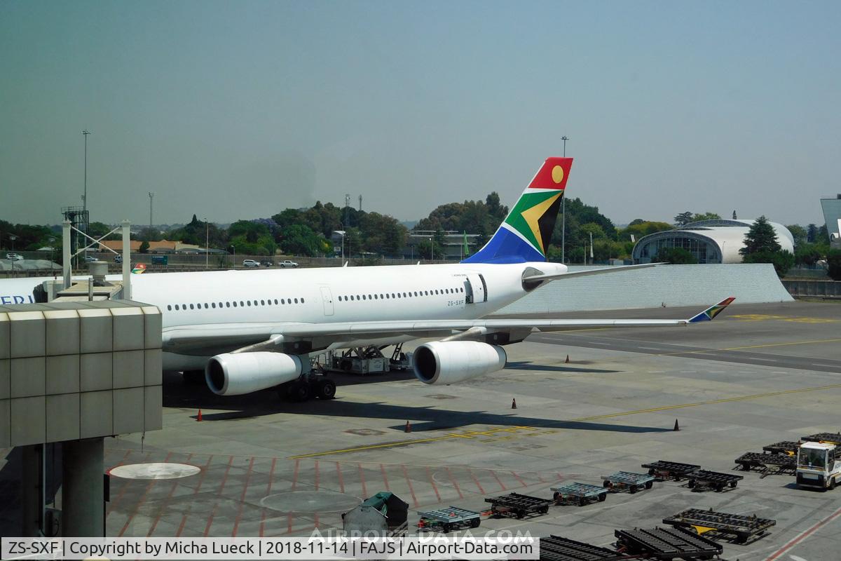 ZS-SXF, 2005 Airbus A340-313E C/N 651, At O.R. Tambo