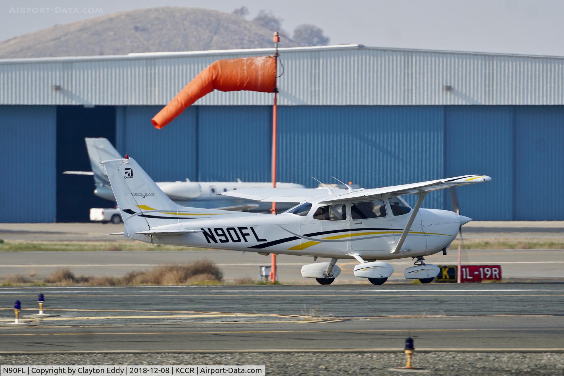 N90FL, 1998 Cessna 172R Skyhawk C/N 17280562, Buchanan Field Concord California 2018.