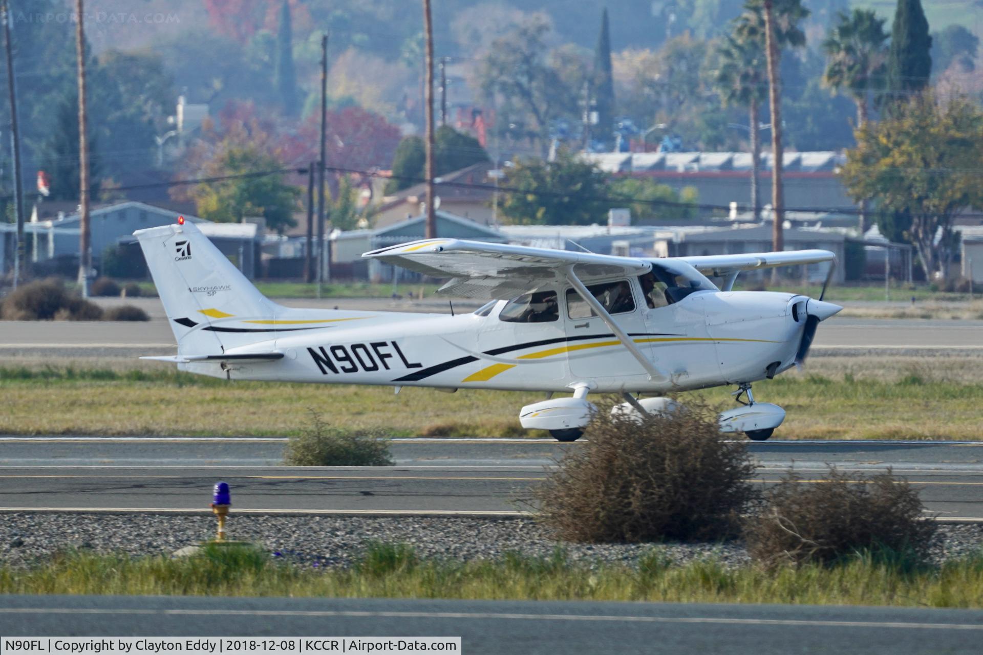 N90FL, 1998 Cessna 172R Skyhawk C/N 17280562, Buchanan Field Concord California 2018.