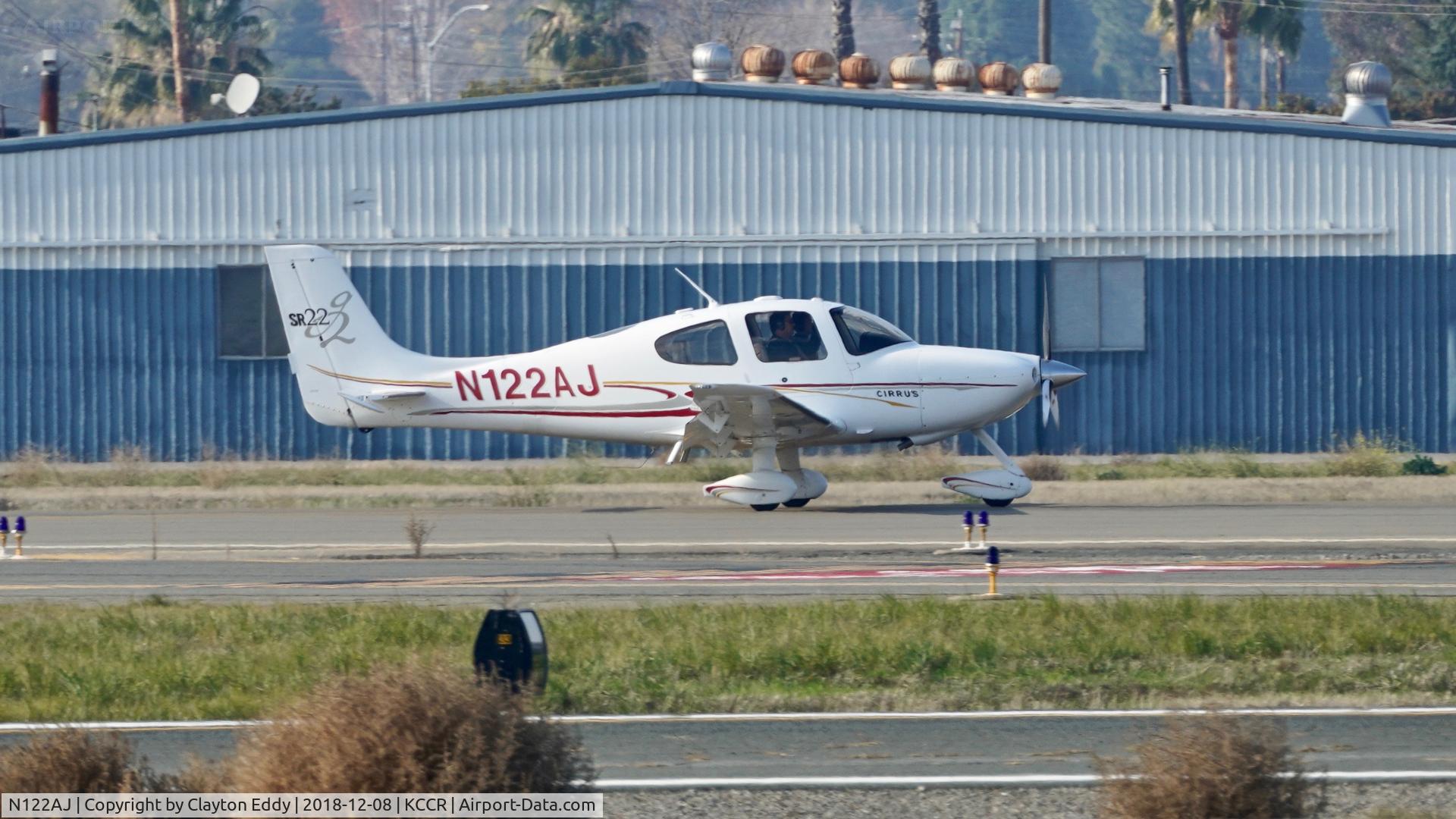 N122AJ, 2005 Cirrus SR22 C/N 1547, Buchanan Field Concord California 2018.