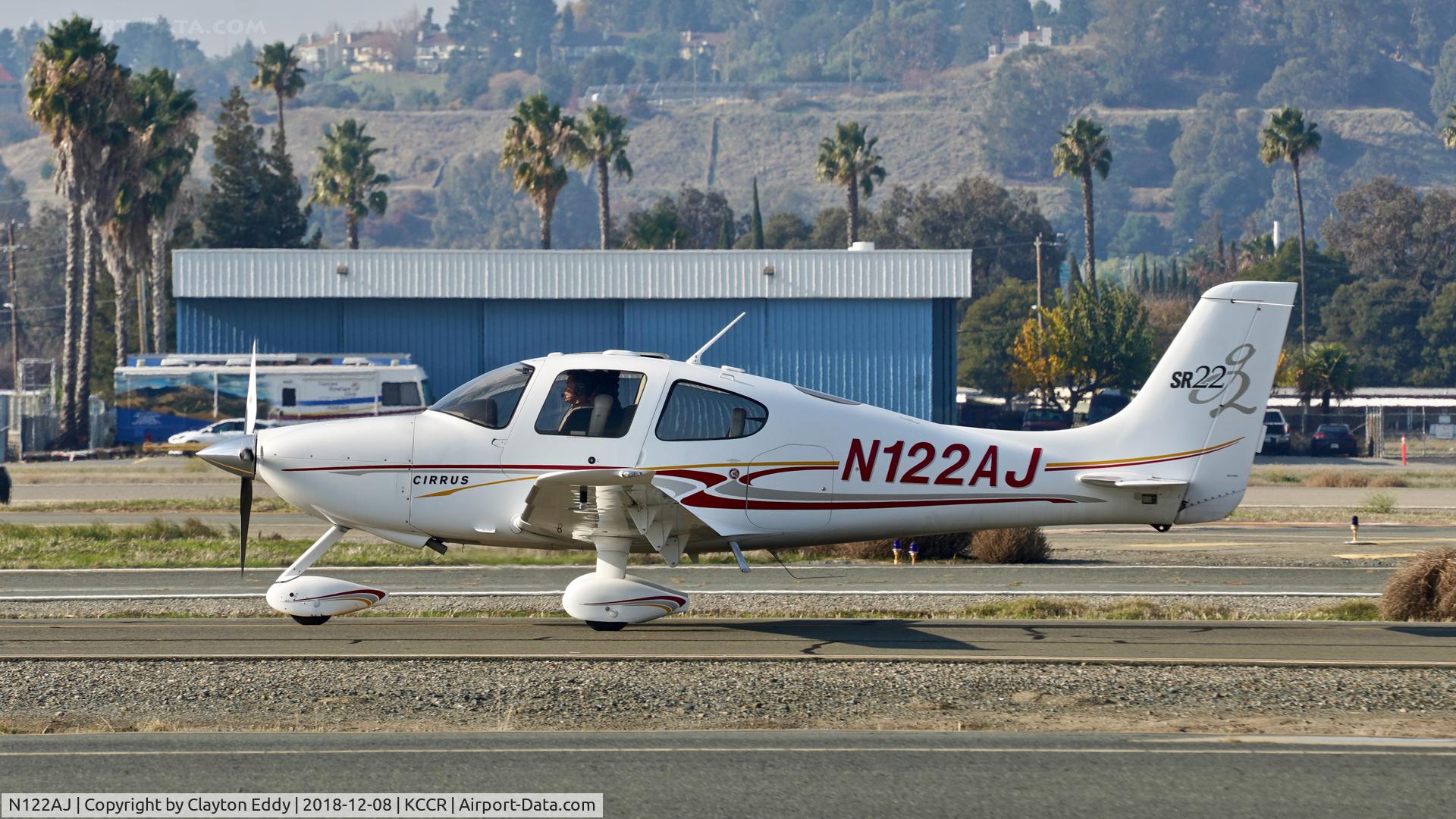 N122AJ, 2005 Cirrus SR22 C/N 1547, Buchanan Field Concord California 2018.