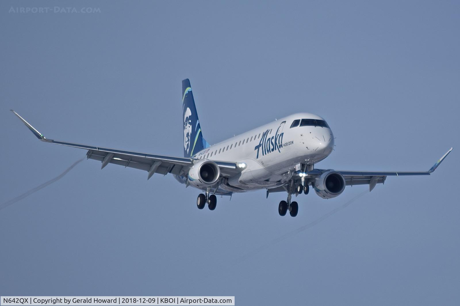 N642QX, 2018 Embraer 170/175 C/N 17000762, On approach to RWY 10L.
