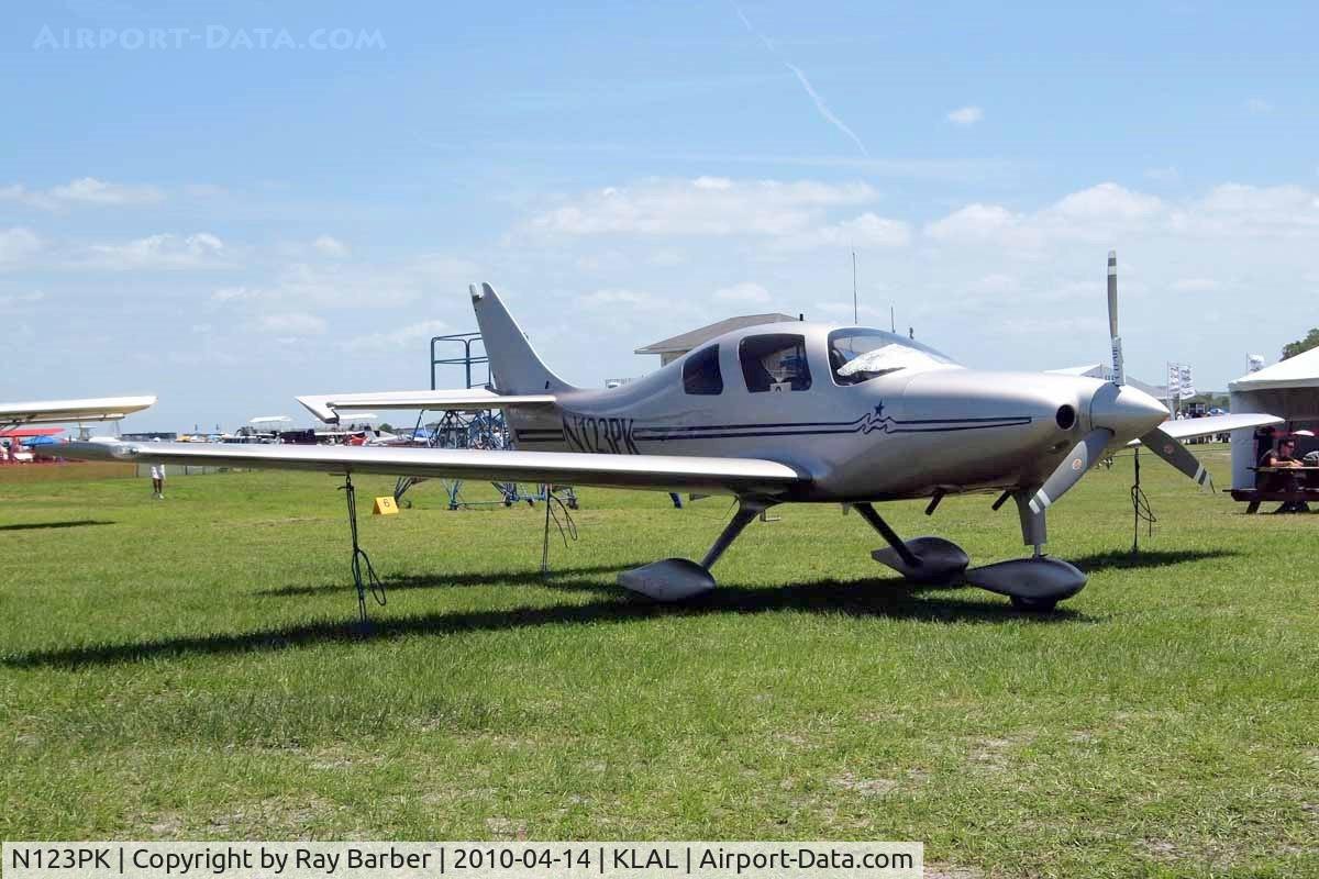 N123PK, 1998 Lancair ES C/N LRK-017, N124PK   Neico Lancair ES [LRK-017] Lakeland-Linder~N 14/04/2010