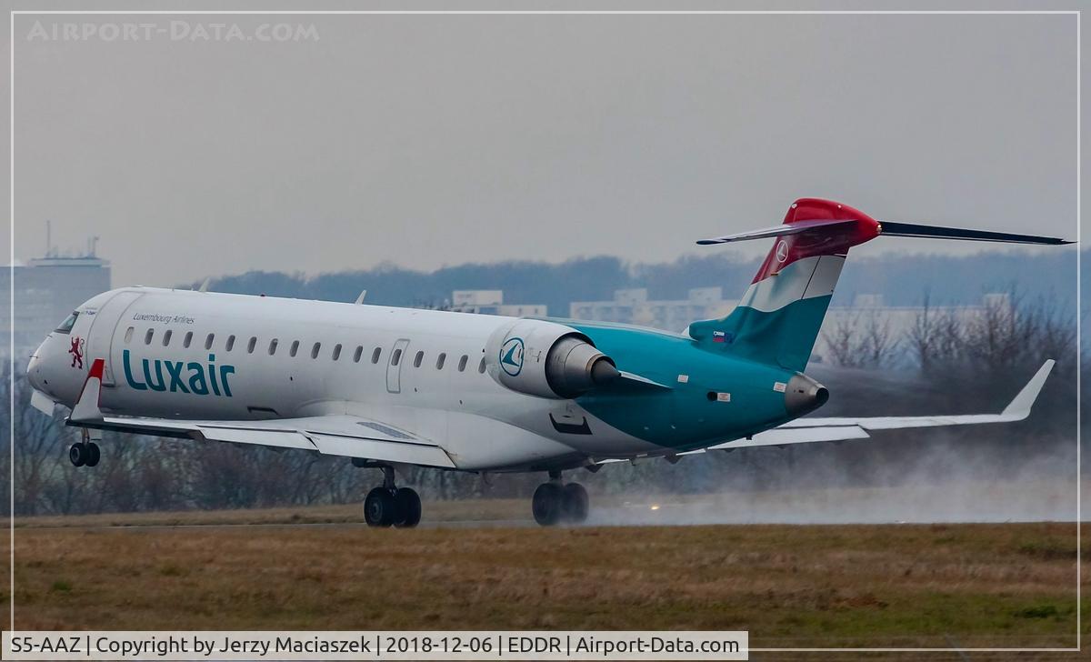 S5-AAZ, 2001 Canadair CRJ-700 (CL-600-2C10) Regional Jet C/N 10014, Bombardier CRJ-701ER