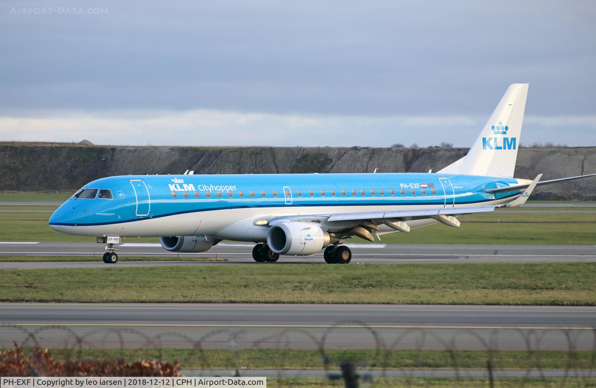 PH-EXF, 2015 Embraer 190STD (ERJ-190-100) C/N 19000690, Copenhagen 12.12.2018