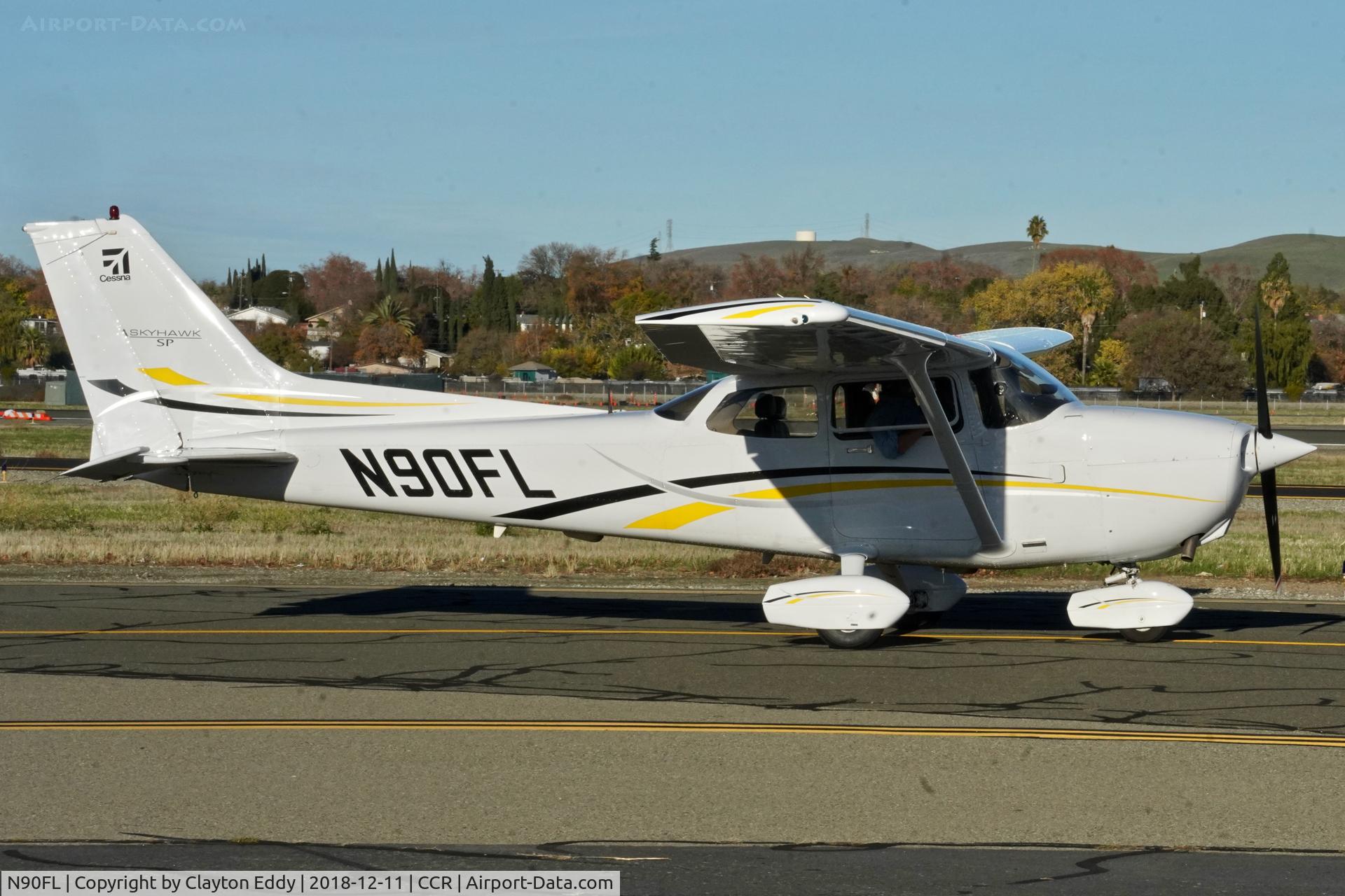 N90FL, 1998 Cessna 172R Skyhawk C/N 17280562, Buchanan Field Concord California 2018.