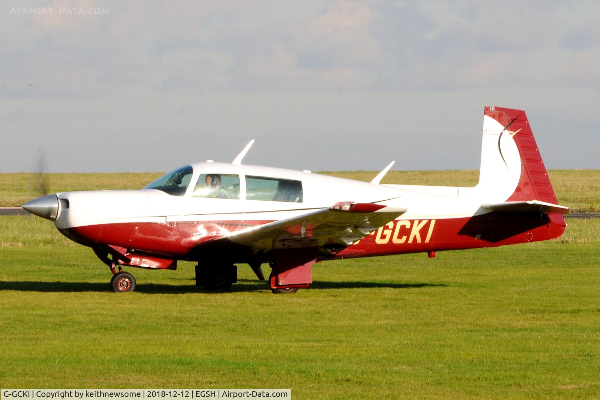 G-GCKI, 1980 Mooney M20K C/N 25-0401, Welcome Visitor.