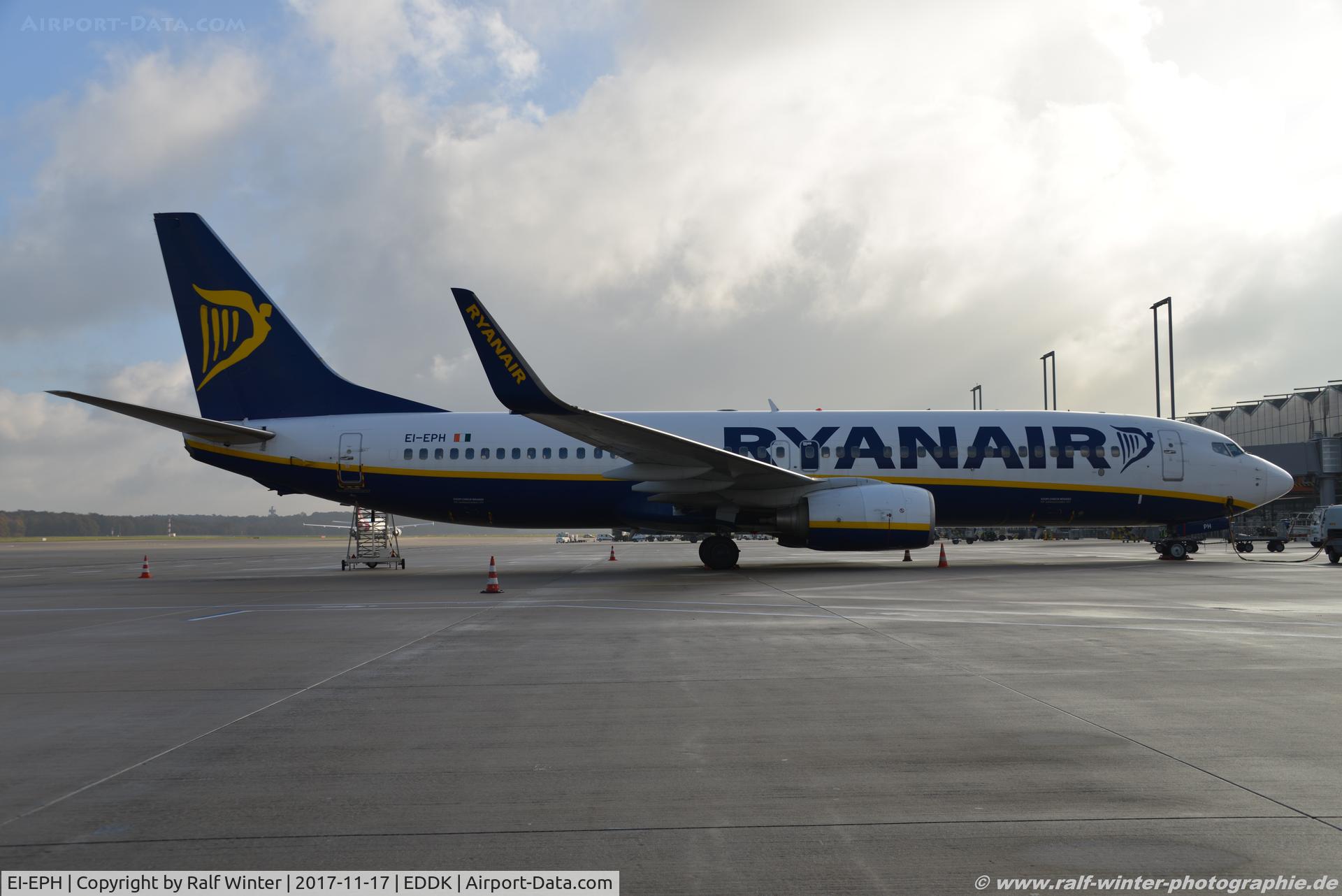 EI-EPH, 2011 Boeing 737-8AS C/N 40311, Boeing 737-8AS(W) - FR RYR Ryanair - 40311 - EI-EPH - 17.11.2017 - CGN