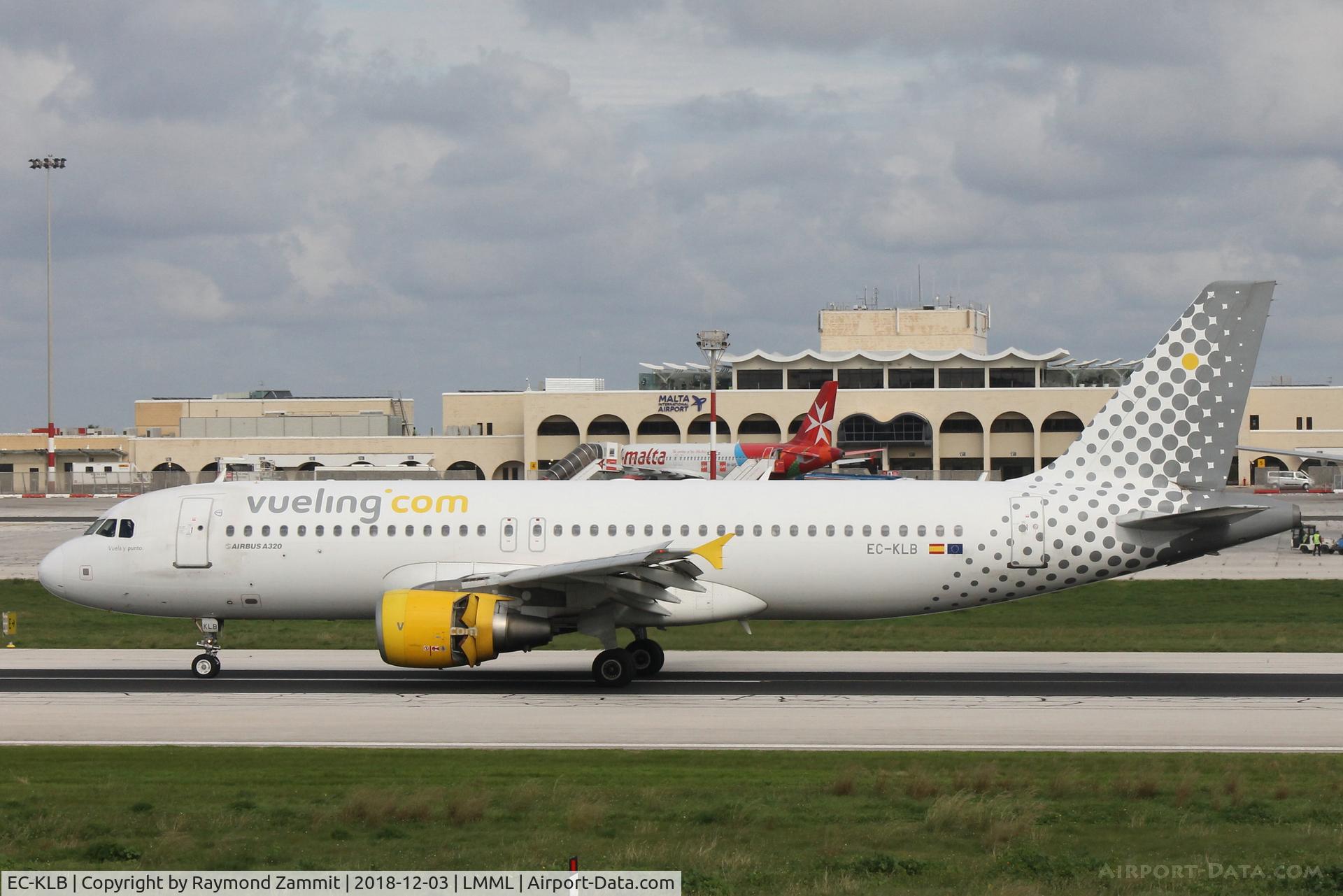 EC-KLB, 2007 Airbus A320-214 C/N 3321, A320 EC-KLB Vueling