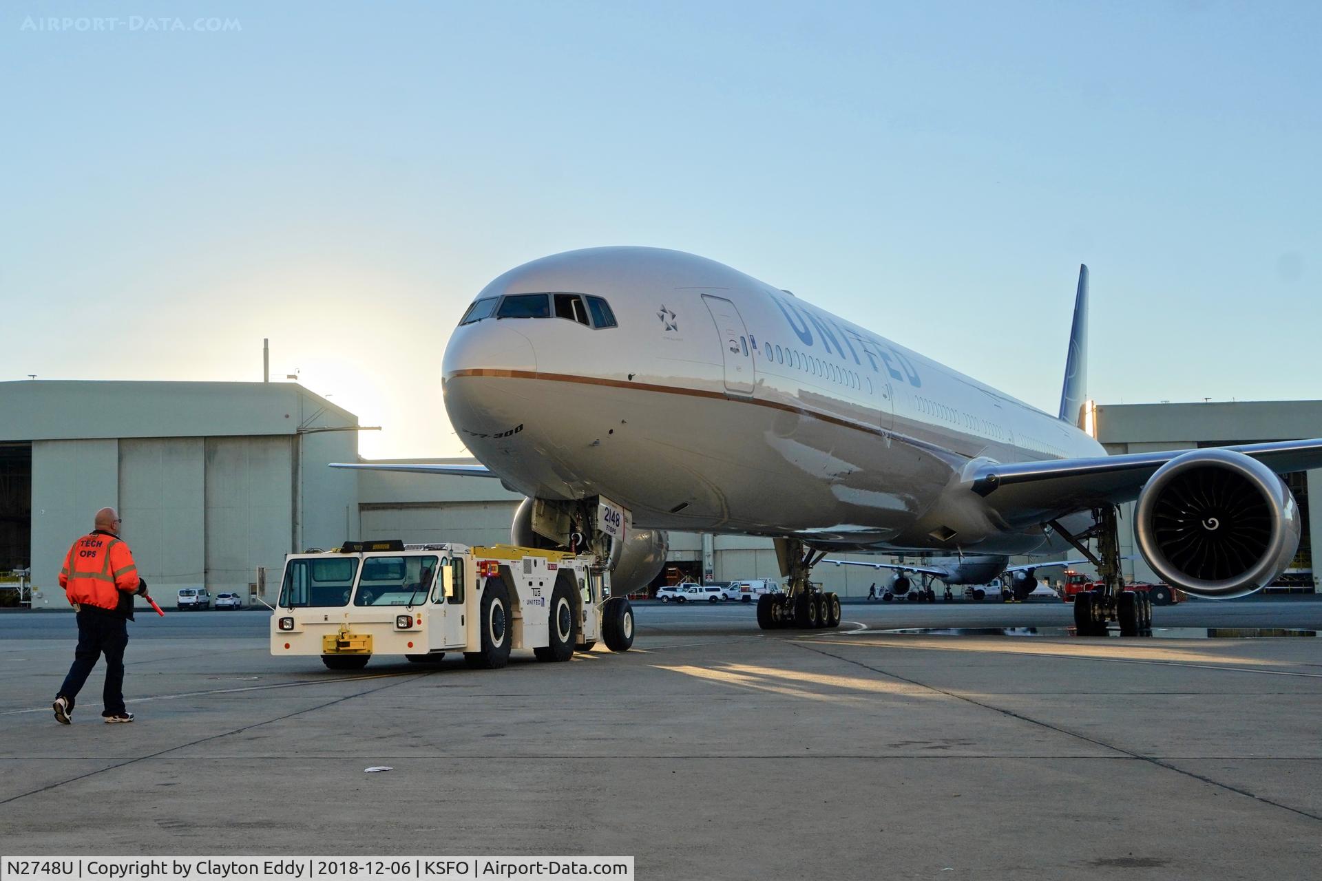 N2748U, 2018 Boeing 777-300/ER C/N 64994, SFO 2018.