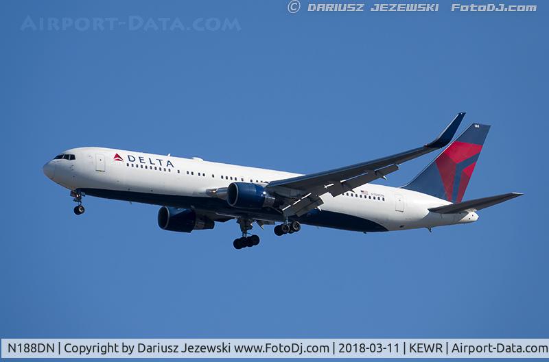 N188DN, 1996 Boeing 767-332 C/N 27583, Boeing 767-332/ER - Delta Air Lines  C/N 27583, N188DN