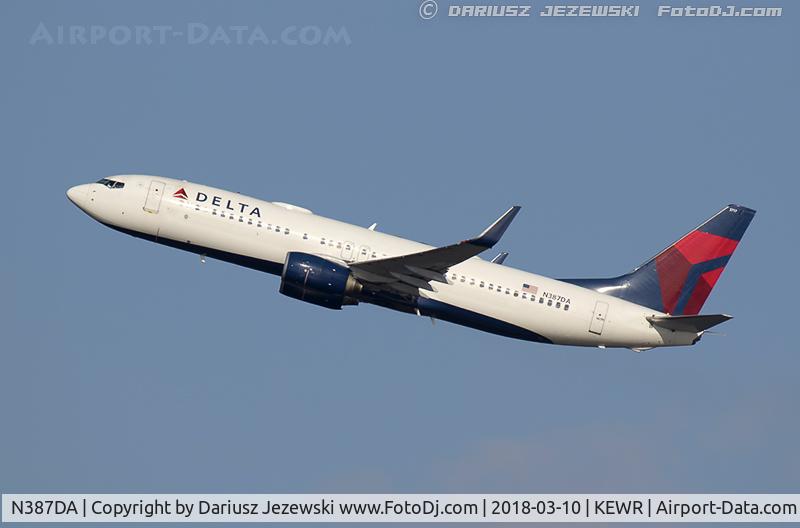 N387DA, 2000 Boeing 737-832 C/N 30374, Boeing 737-832 - Delta Air Lines  C/N 30374, N387DA