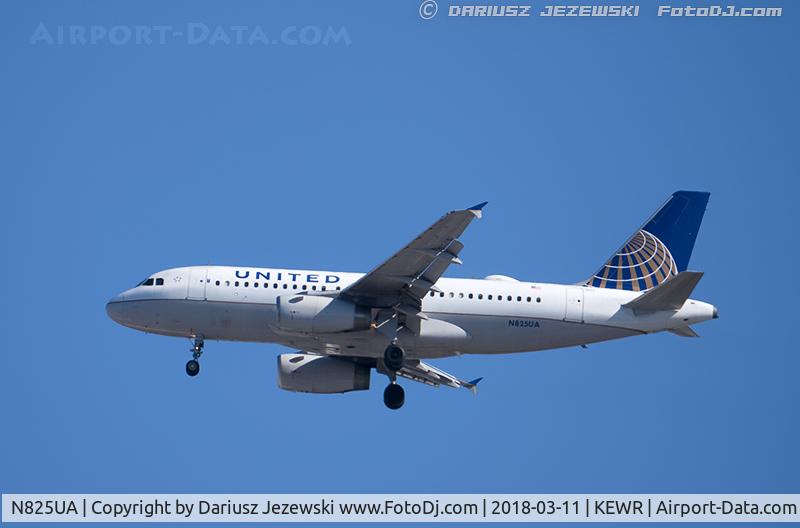 N825UA, 1999 Airbus A319-131 C/N 980, Airbus A319-131 - United Airlines  C/N 980, N825UA