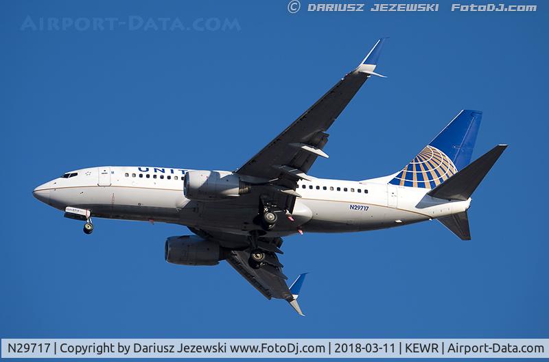 N29717, 1999 Boeing 737-724 C/N 28936, Boeing 737-724 - United Airlines  C/N 28936, N29717