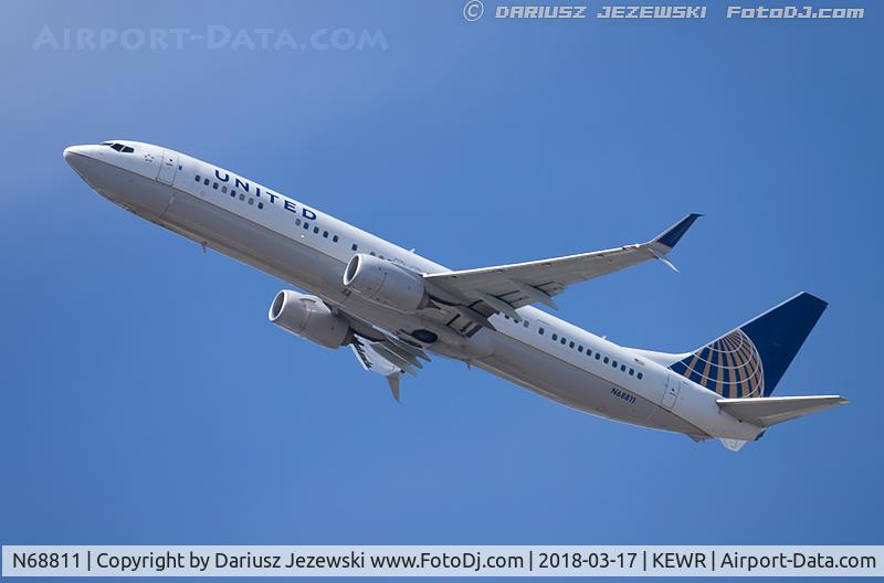 N68811, 2013 Boeing 737-924/ER C/N 42175, Boeing 737-924/ER - United Airlines  C/N 42175, N68811